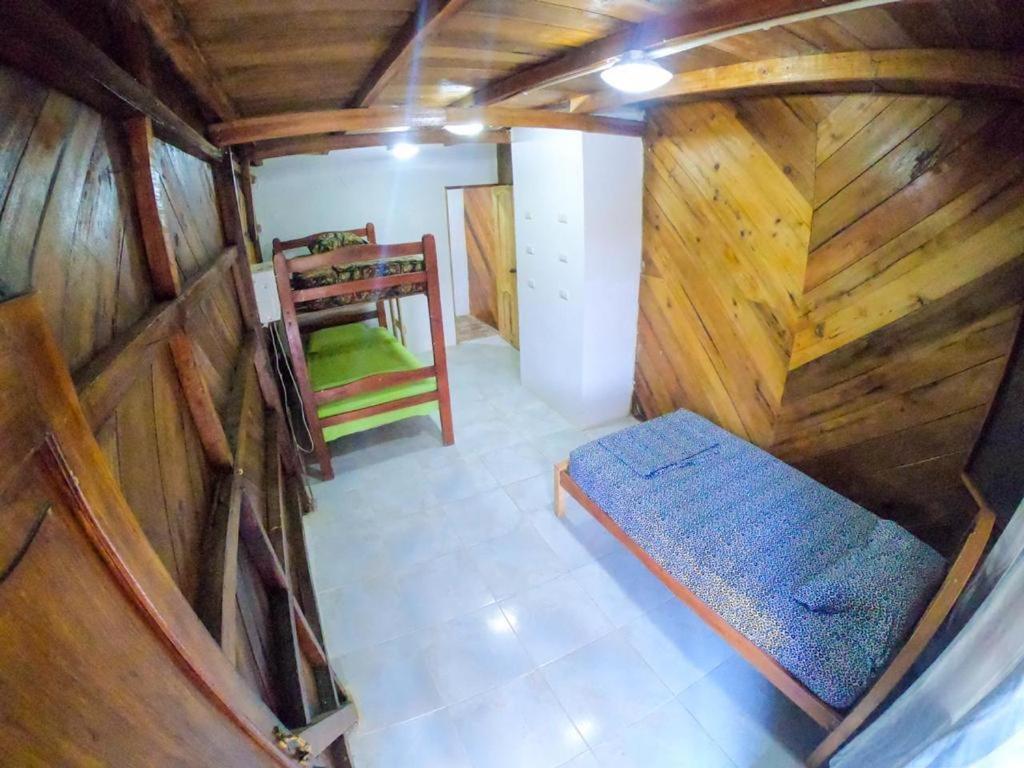 Iguana Beach House Ostello Montañita Esterno foto