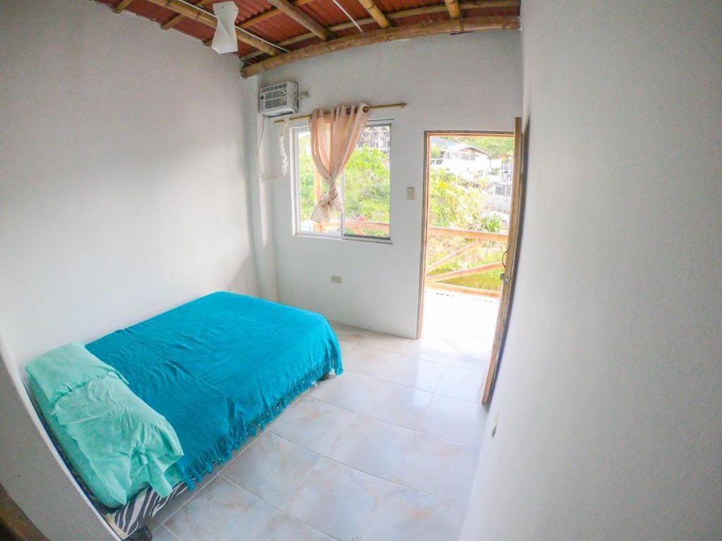 Iguana Beach House Ostello Montañita Esterno foto
